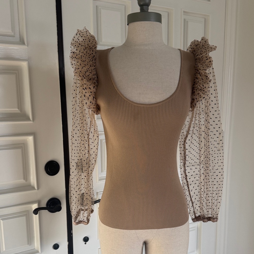 DOLAN by Anthropologie Tan Ribbed Top with Sheer Polka-Dot Puff Sleeves